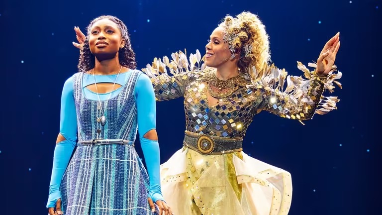 Nichelle Lewis as Dorothy and Deborah Cox as Glinda in “The Wiz.” Credit: Jeremy Daniel