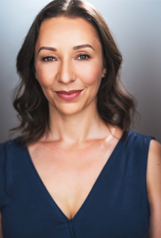 Headshot of Helen Farmer 