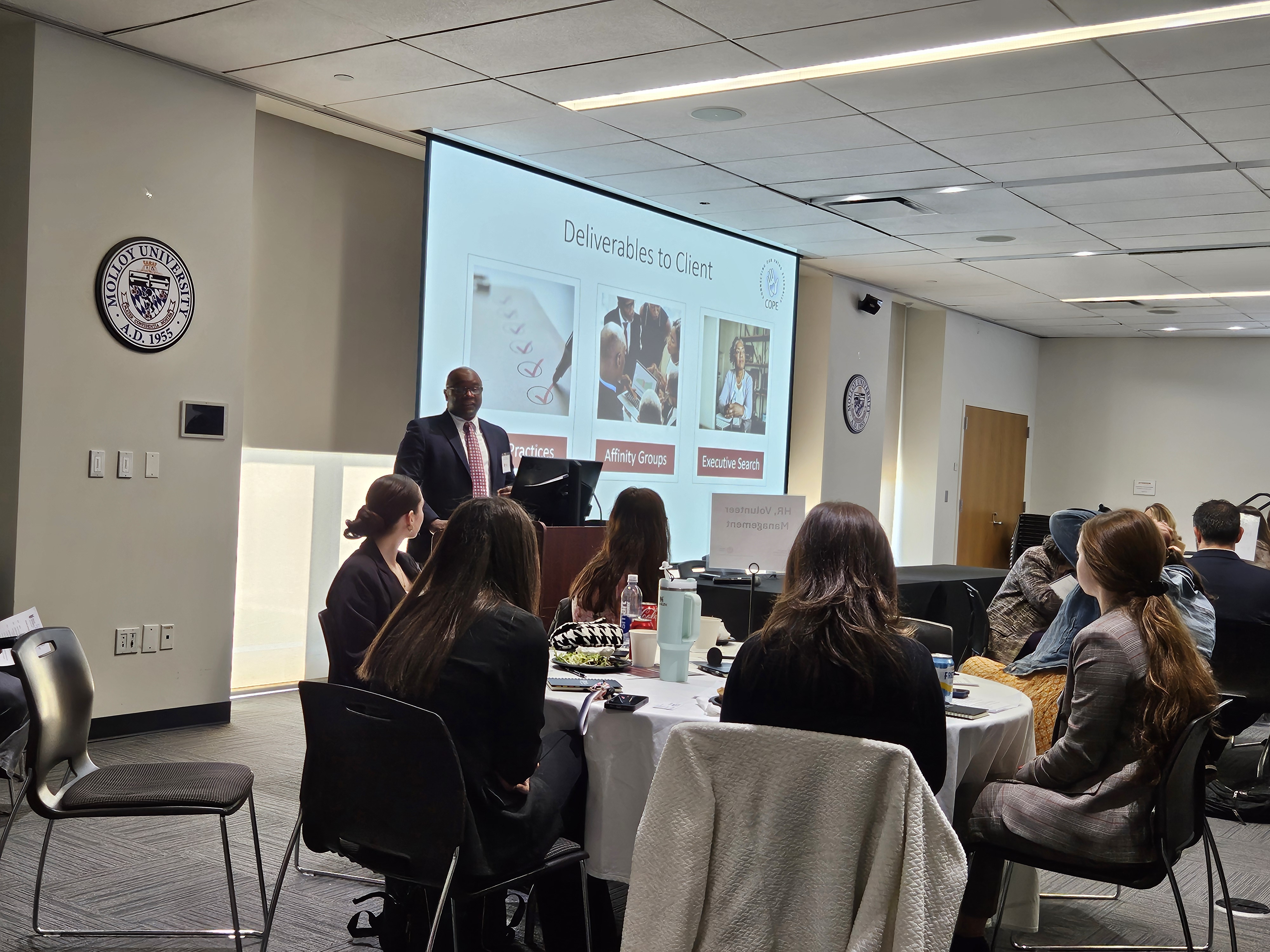 Rod Patterson presenting to the conference attendees