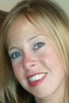 melissa-castello headshot