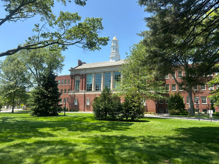 Molloy University Kellenberg building