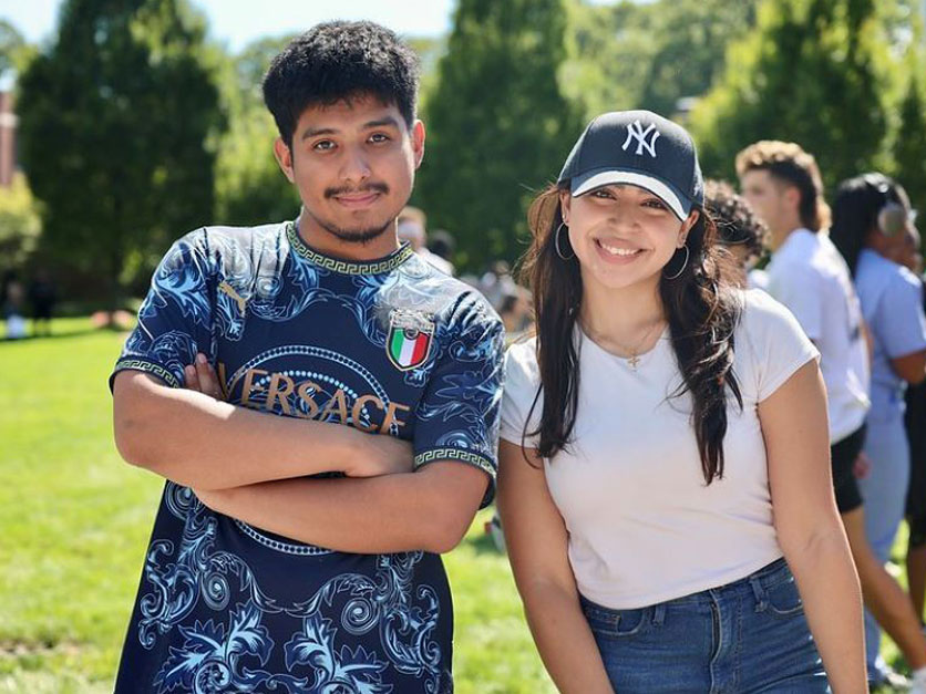 Two student leaders at the involvement fair