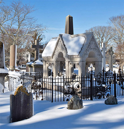 Photo of Lion Gardiner's tomb