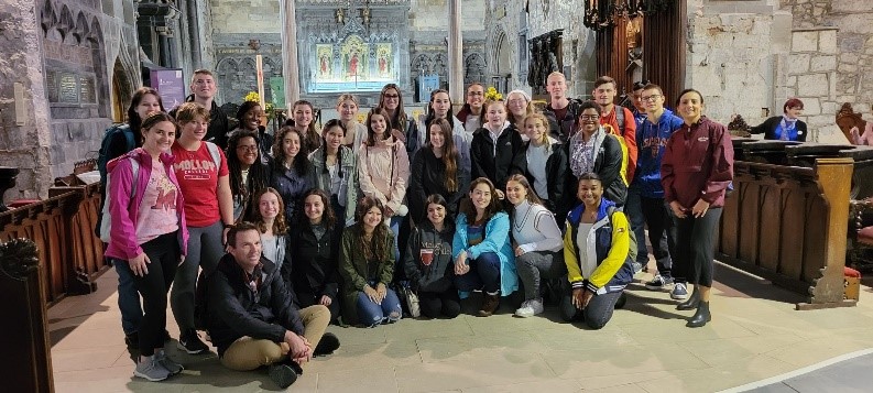  Molloy University Honors Program students in Ireland