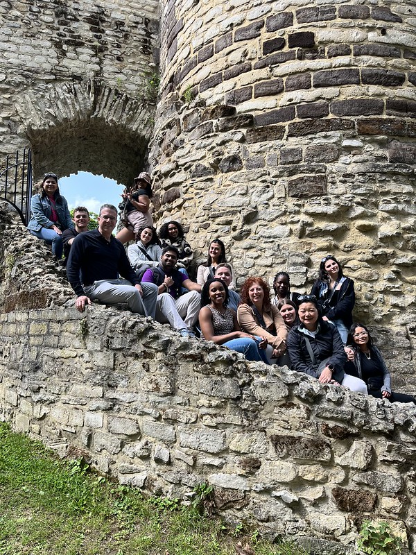 Summer abroad trip students