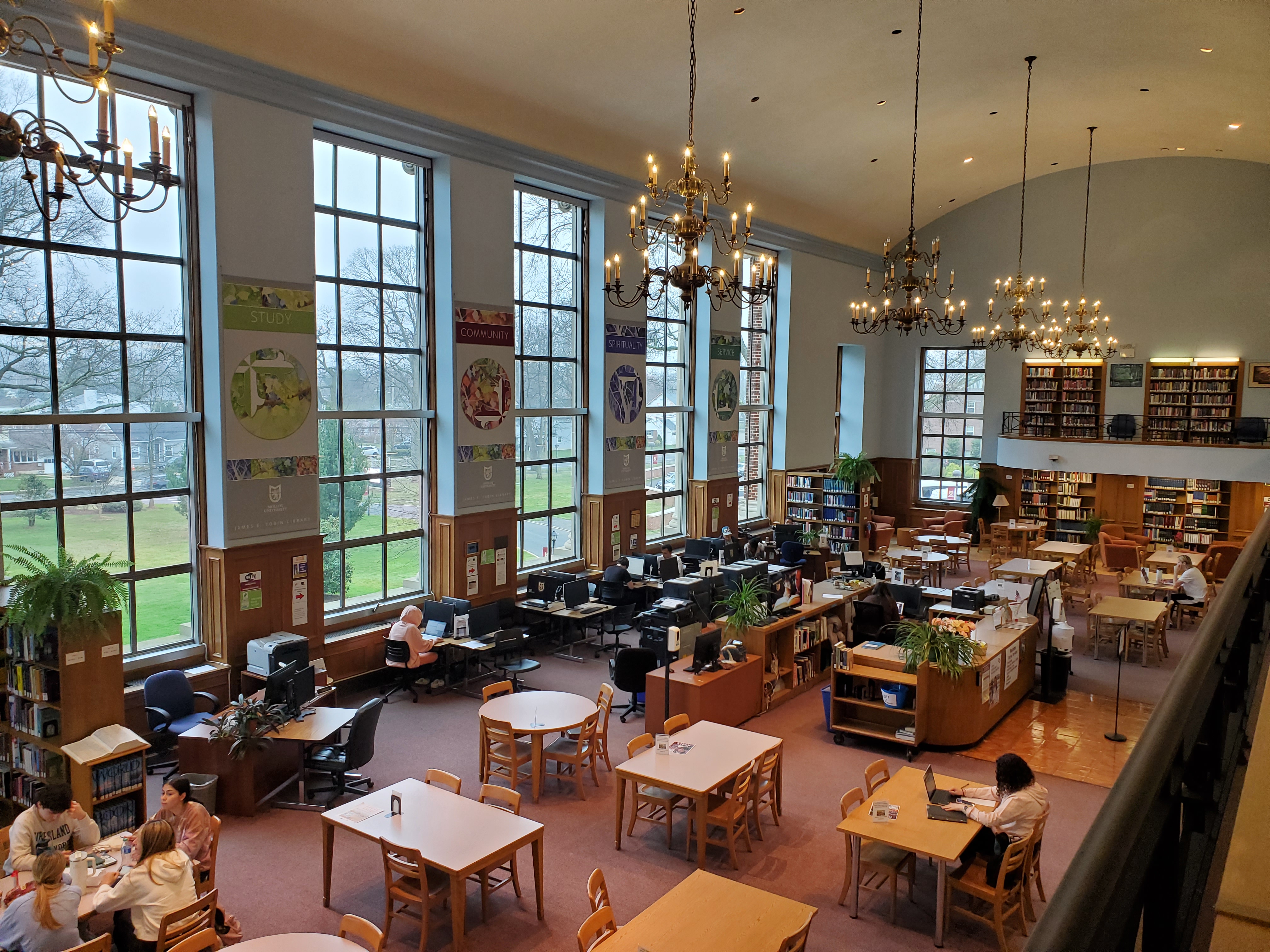 photo of the main floor of the library taken from the mezzanine level